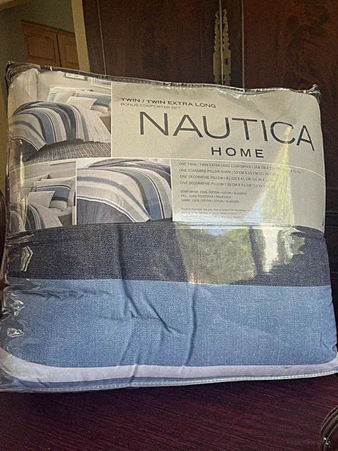 Nautica Bed Comforter Westport Reversible 4 pc Bonus Set, Twin/Twin XL $330 NWT