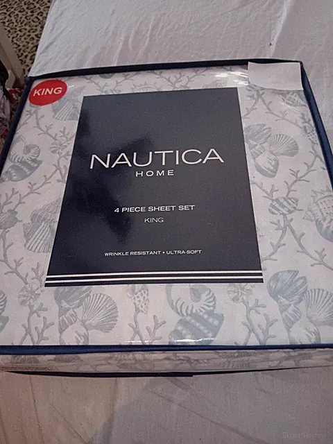 NAUTICA HOME WHITE BLUE GRAY SEALIFE 4 PIECE KING SHEET SET 100% POLYESTER NIP