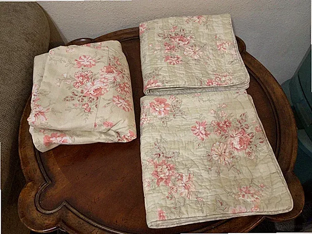 Nautica Pink Sands Floral Full Duvet Cover & 2 Quilted Euro Sham 3 Piece Set