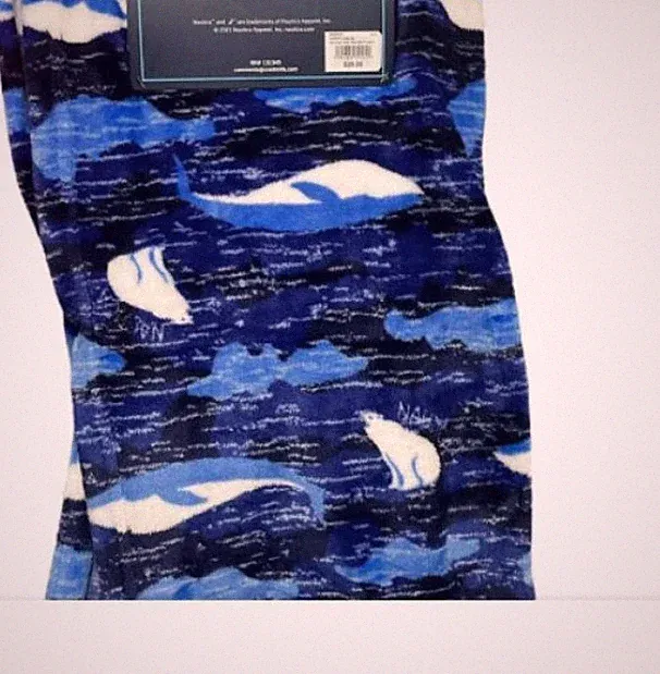 New NAUTICA KIDS -New blue with polar bears-Ultra Soft Plush Throw 50x60"