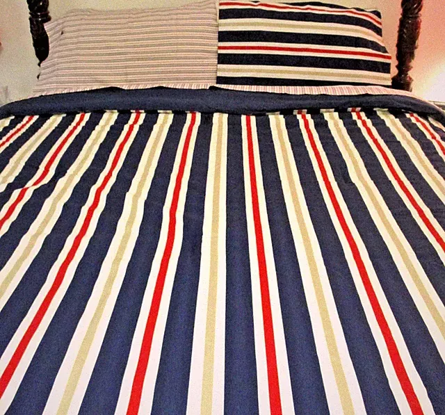 NWOT, Nautica Queen 3-pc Comforter Set